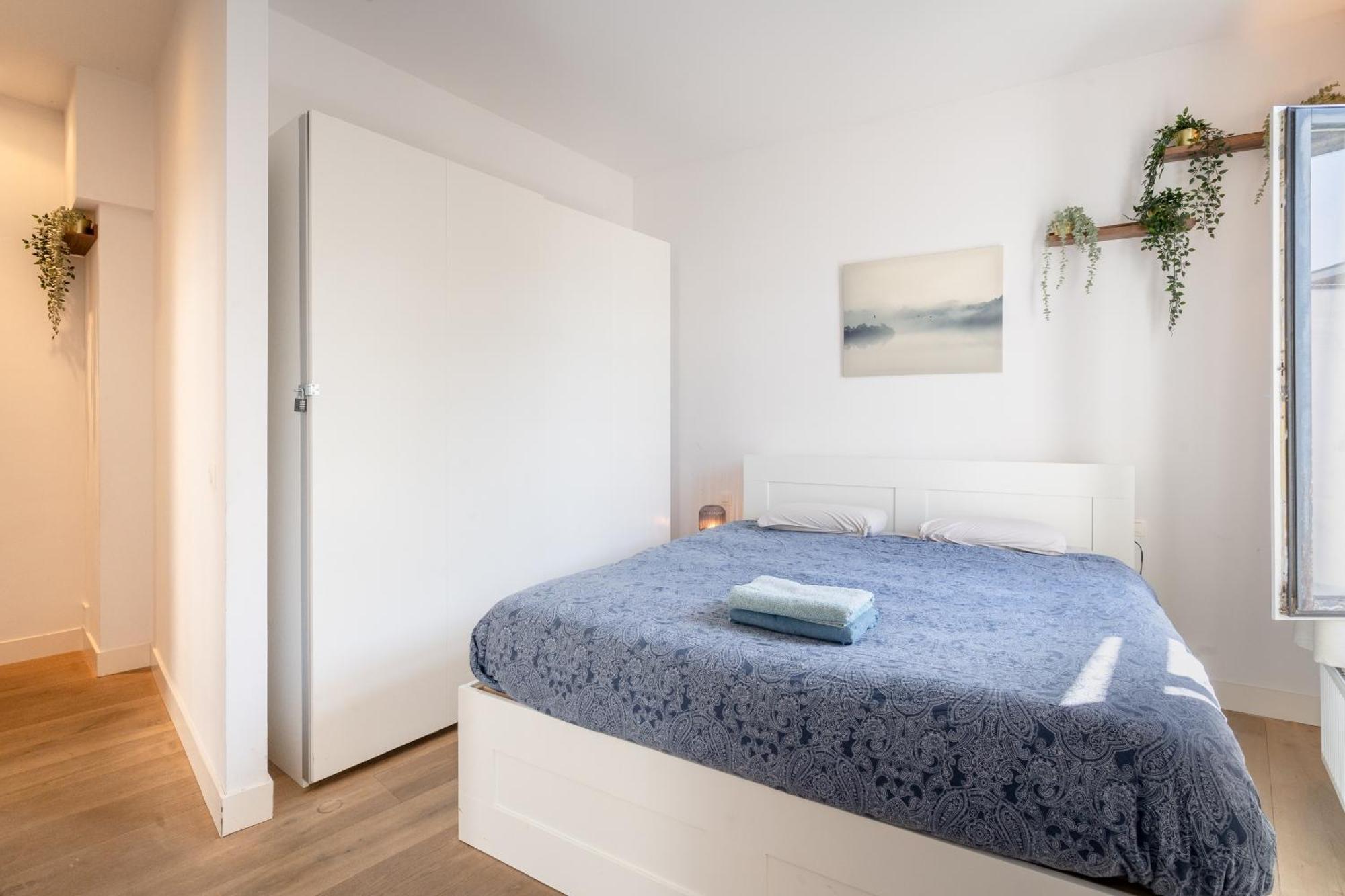 Light Modern In The Heart Of Apartment Antwerpen