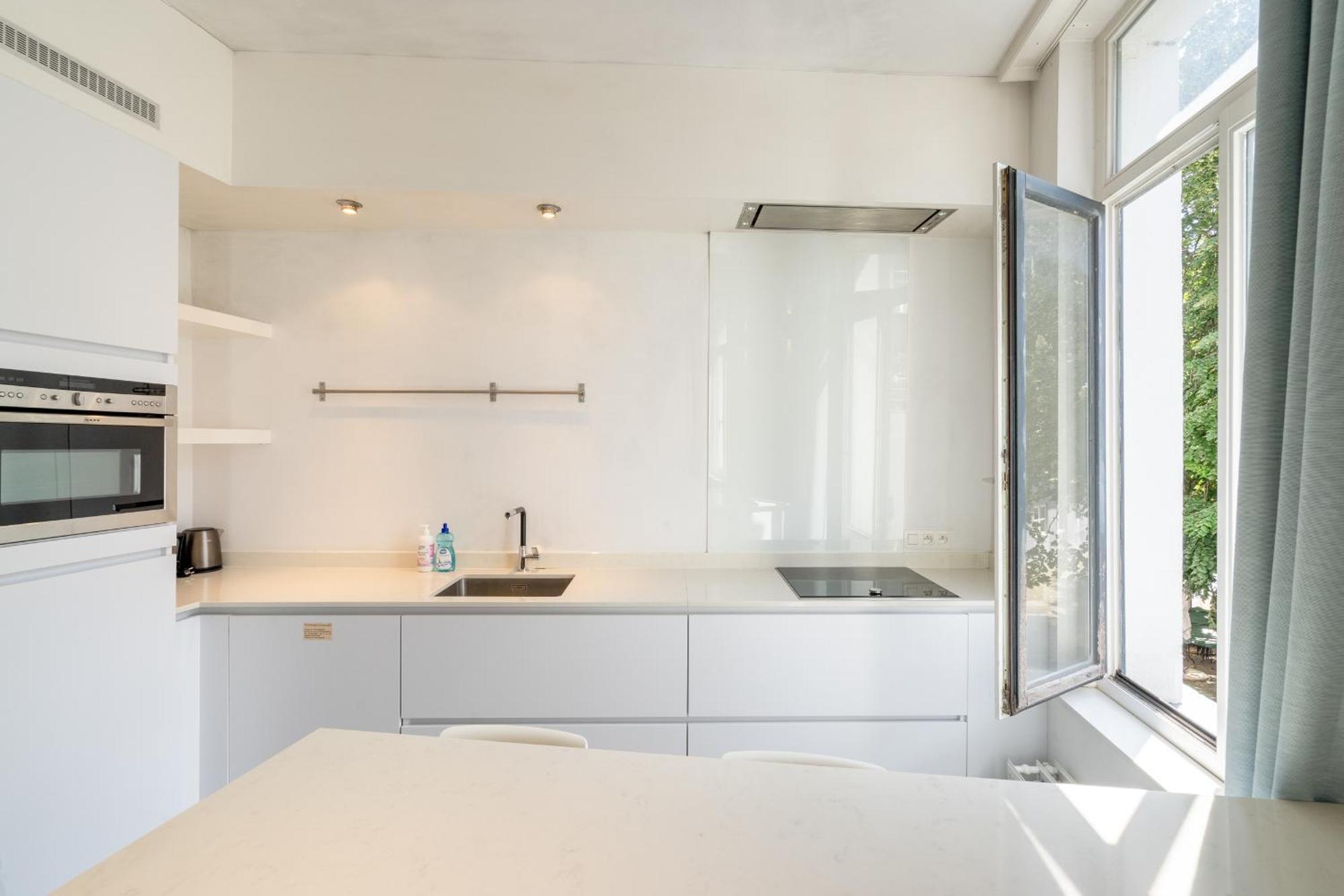 Apartment Light Modern In The Heart Of